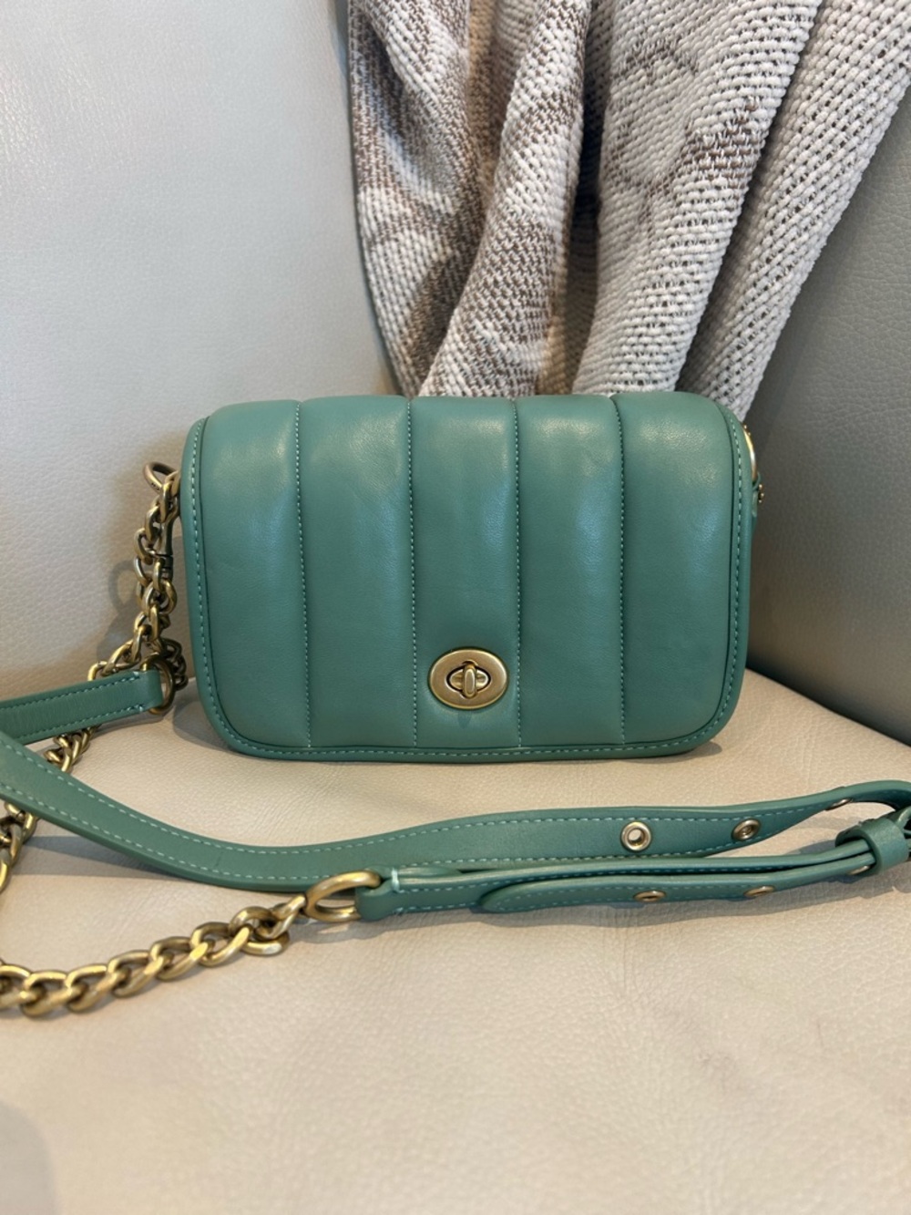 Coach Turnlock Crossbody - Green
